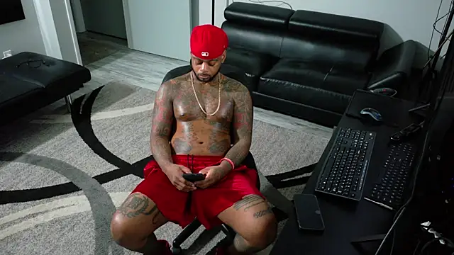 SLANGONDEMHOES online show from December 3, 2:38 pm