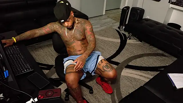 SLANGONDEMHOES online show from February 26, 7:25 pm