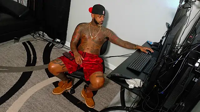 SLANGONDEMHOES online show from November 11, 2:23 pm