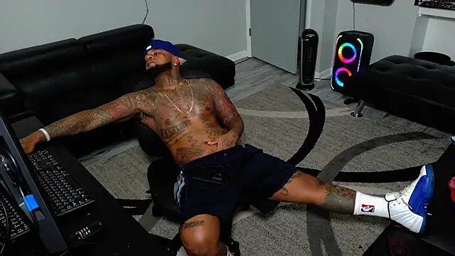 SLANGONDEMHOES online show from February 8, 4:15 pm