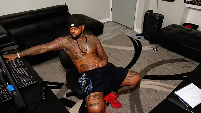 SLANGONDEMHOES online show from February 9, 7:23 pm