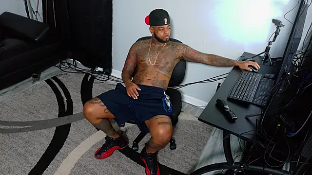 SLANGONDEMHOES online show from November 14, 7:17 pm