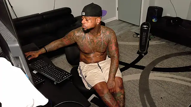 SLANGONDEMHOES online show from April 30, 4:25 pm