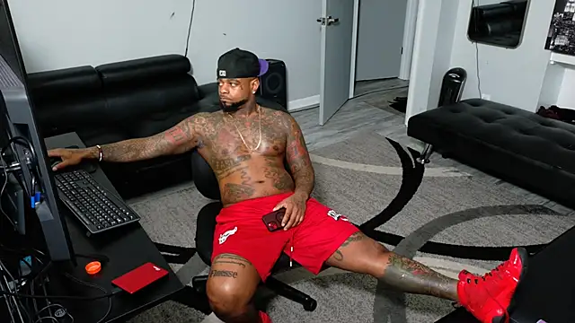 SLANGONDEMHOES online show from March 14, 7:20 pm