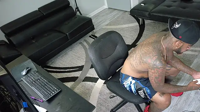 Snapshot of SLANGONDEMHOES chatting on September 15, 3:45 pm SLANGONDEMHOES online show from September 15, 3:45 pm
