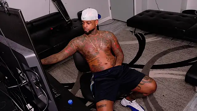 SLANGONDEMHOES online show from March 28, 5:08 am