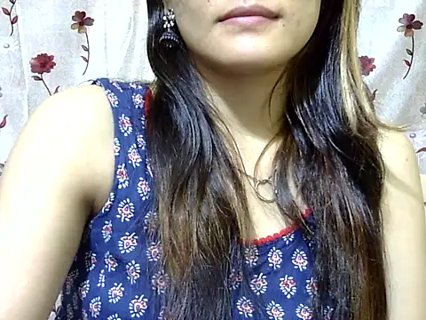 Snapshot of Amira90 chatting on October 12, 6:37 am Amira90 online show from October 12, 6:37 am