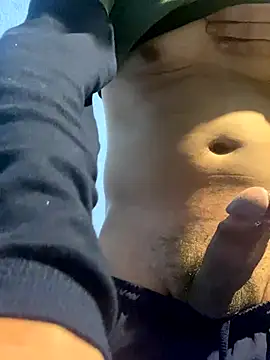 zzagreo online show from December 21, 7:10 am