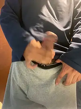 Snapshot of zzagreo chatting on September 22, 7:25 am zzagreo online show from September 22, 7:25 am