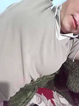 Fienjr online show from April 15, 1:37 pm