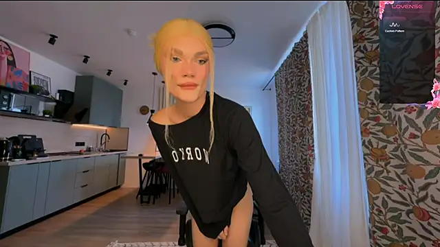 my-muse online show from September 11, 12:16 pm