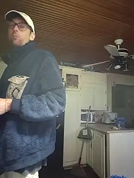 mresquared online show from February 20, 11:39 pm