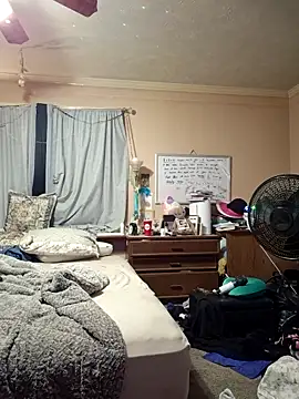 mresquared online show from March 11, 4:56 pm