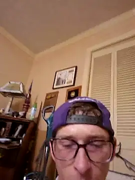 mresquared online show from May 18, 8:57 pm
