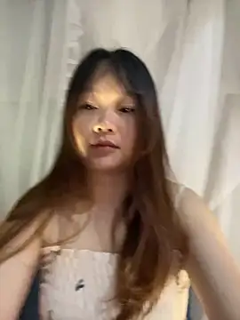 Hinne07 online show from December 2, 12:00 am