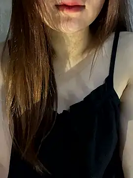 Hinne07 online show from January 8, 3:23 am