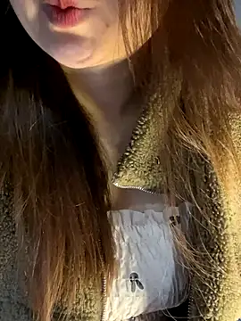 Hinne07 online show from December 15, 2:45 pm