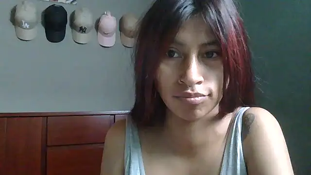 Snapshot of Pocahontas_tw chatting on November 11, 2:01 pm Pocahontas tw online show from November 11, 2:01 pm