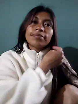 Snapshot of Pocahontas_tw chatting on September 29, 2:34 pm Pocahontas tw online show from September 29, 2:34 pm