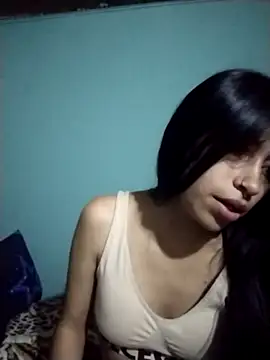 Snapshot of Pocahontas_tw chatting on December 15, 6:36 pm Pocahontas tw online show from December 15, 6:36 pm