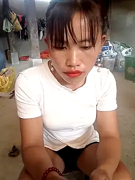 rubi bae online show from April 8, 3:19 am