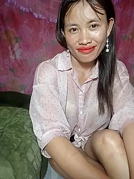 Snapshot of rubi_bae chatting on June 28, 12:28 am rubi bae online show from June 28, 12:28 am