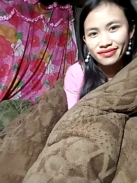 Snapshot of rubi_bae chatting on January 6, 12:36 am rubi bae online show from January 6, 12:36 am