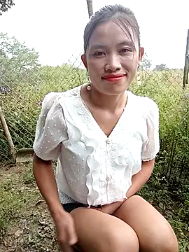 Snapshot of rubi_bae chatting on October 31, 5:15 am rubi bae online show from October 31, 5:15 am