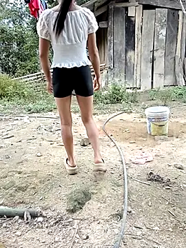 Snapshot of rubi_bae chatting on October 30, 9:18 am rubi bae online show from October 30, 9:18 am