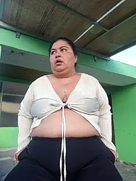 curvy diva  online show from December 16, 10:36 pm