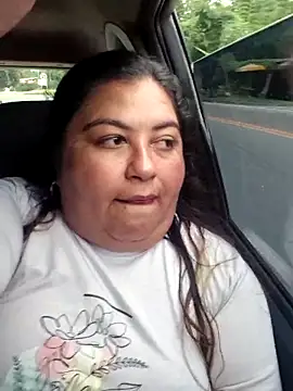 curvy diva  online show from March 8, 1:25 pm