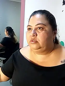 curvy diva  online show from January 11, 8:21 am