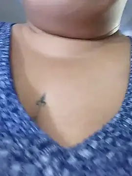 curvy diva  online show from December 23, 8:57 am