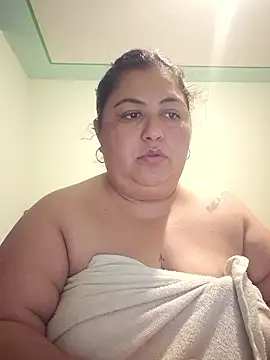 curvy diva  online show from January 10, 1:12 am