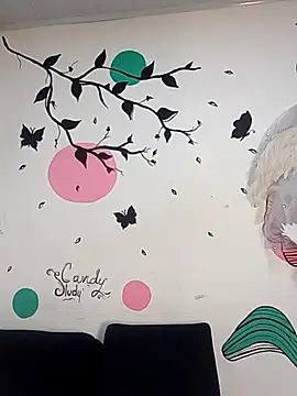 curvy diva  online show from December 14, 8:53 am