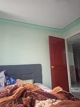 curvy diva  online show from April 2, 11:50 am