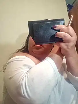 curvy diva  online show from February 16, 11:09 am