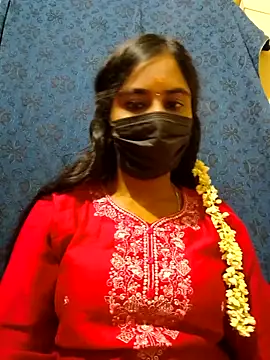 mini-queen online show from December 19, 10:39 am