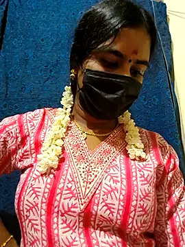 mini-queen online show from March 27, 10:16 am