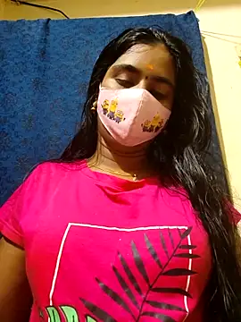 mini-queen online show from March 2, 6:04 pm