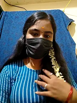 mini-queen online show from December 18, 7:35 am