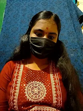 Snapshot of mini-queen chatting on October 25, 5:24 pm mini-queen online show from October 25, 5:24 pm