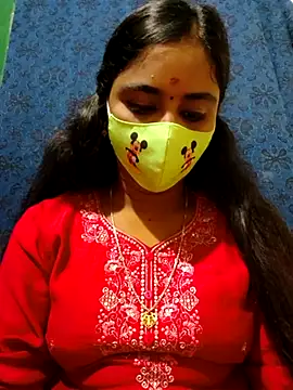 Snapshot of mini-queen chatting on October 24, 5:12 pm mini-queen online show from October 24, 5:12 pm