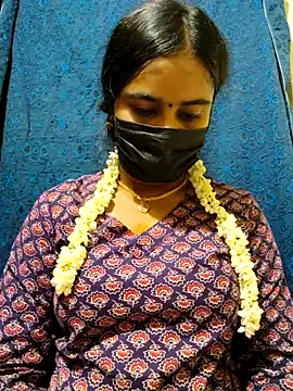 mini-queen online show from March 26, 10:57 am