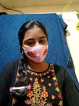 mini-queen online show from February 24, 10:27 am