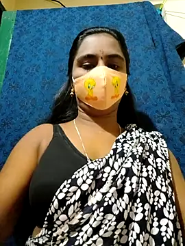 Snapshot of mini-queen chatting on September 16, 6:20 pm mini-queen online show from September 16, 6:20 pm