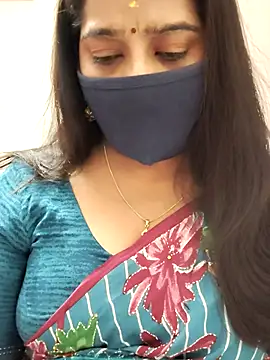 Snapshot of saritha29 chatting on February 6, 5:09 pm saritha29 online show from February 6, 5:09 pm