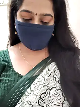 Snapshot of saritha29 chatting on June 7, 4:45 pm saritha29 online show from June 7, 4:45 pm