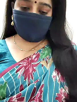 Snapshot of saritha29 chatting on July 21, 9:32 am saritha29 online show from July 21, 9:32 am