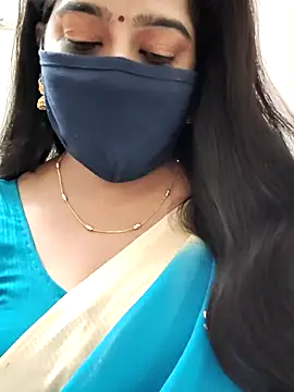 Snapshot of saritha29 chatting on June 30, 5:18 am saritha29 online show from June 30, 5:18 am